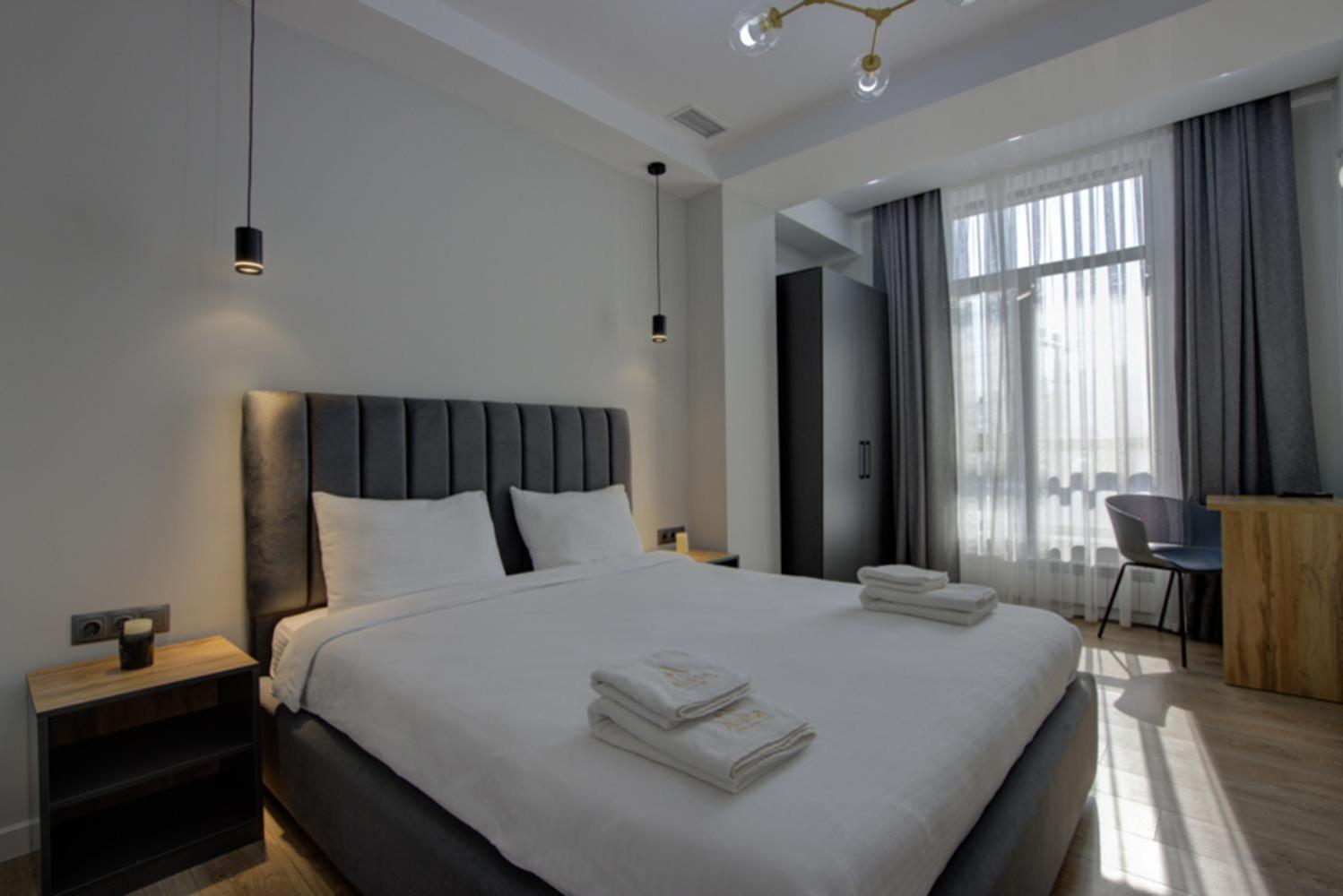 Aisha Hotel Bishkek Ngoại thất bức ảnh